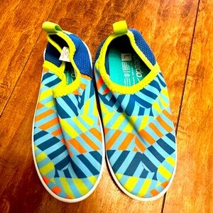 Speedo Large Kids 9/10 Water Shoes Like-New